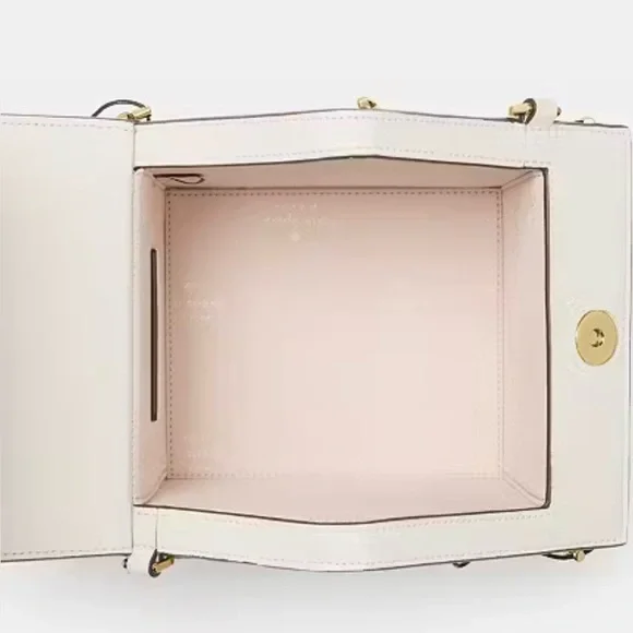 PEANUTS X KATE SADE SNOOPY 3D DOG HOUSE CROSSBODY FEATURING WOODSTOCK - Picture 5 of 5